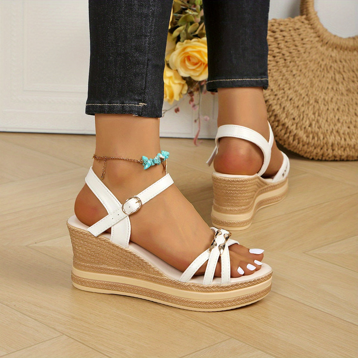Sandalias de cuña blancas para mujer