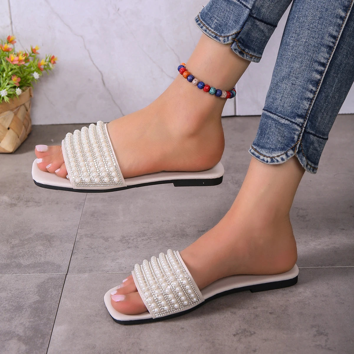 Sandalias planas de moda para mujer